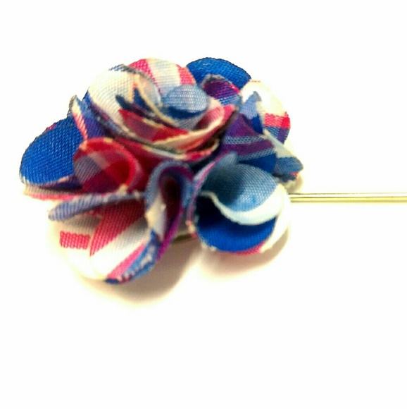 Exclusive Plaid Lapel Accent - Picture 2 of 2